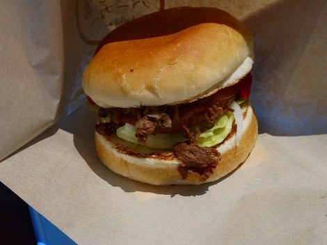 淡路島オニオンキッチンの「あわじ島バーガー」