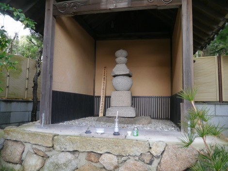 須磨寺 敦盛首塚